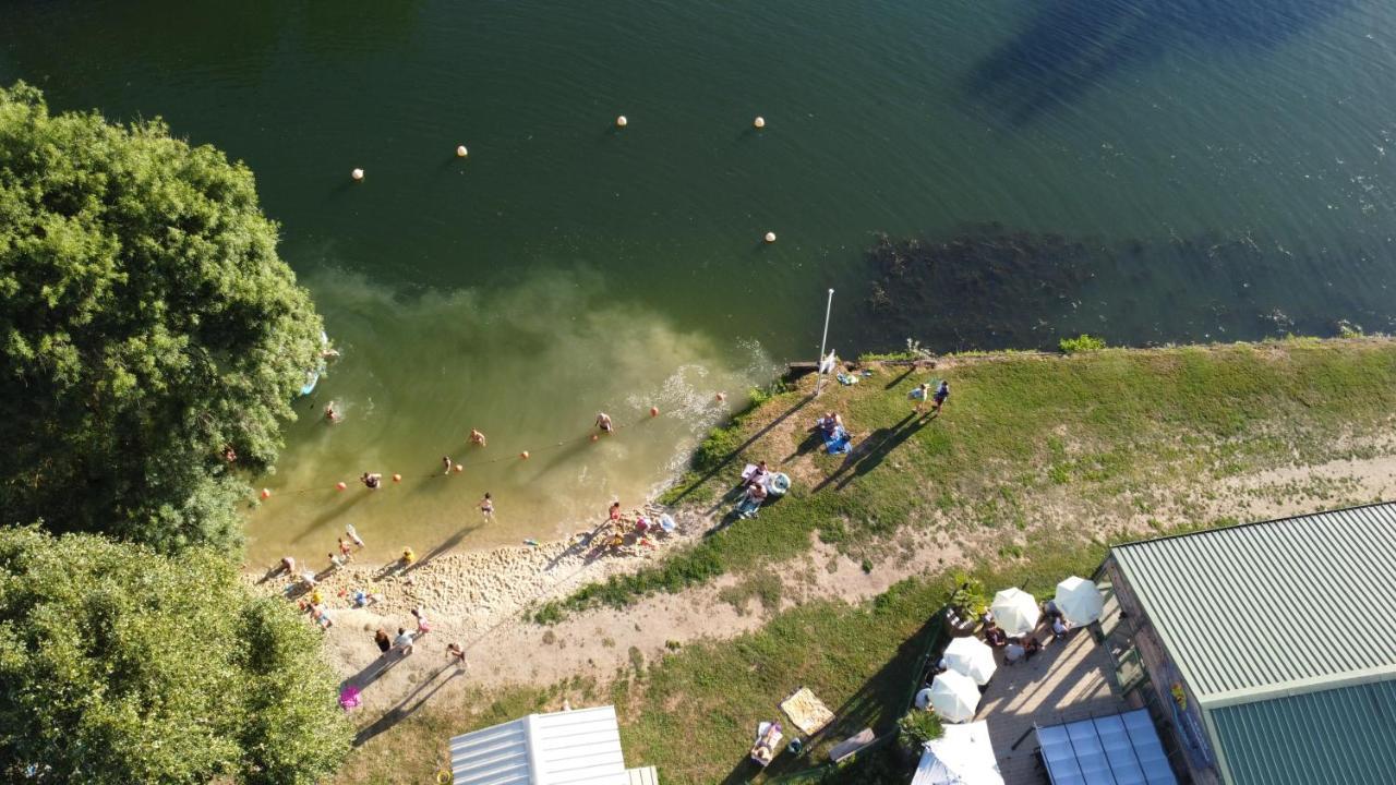 Camping Belle Riviere Chaniers Exterior foto